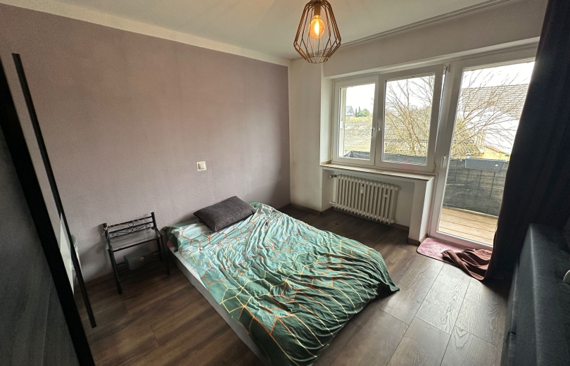 In Toplage von Moers-Mitte: Vermietetes Mehrfamilienhaus mit großem Potenzial