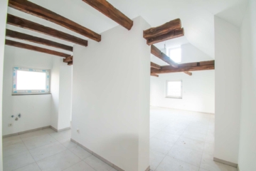 Küche - Alter Charme trifft auf Moderne: großzügige Mietwohnung mit flexibel nutzbarem Raumangebot