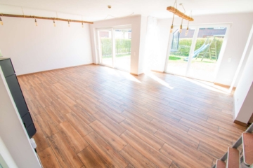 Wohn-/Esszimmer - Neuwertige, niederrheinische Stadtvilla im KfW-Standard mit hochwertiger Vollausstattung in SW-Lage