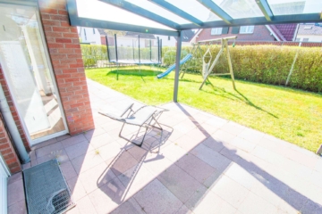 Terrasse - Neuwertige, niederrheinische Stadtvilla im KfW-Standard mit hochwertiger Vollausstattung in SW-Lage