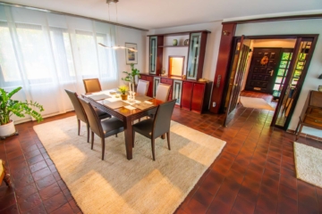 Wohnzimmer - Energieklasse A: Großzügiges Ein-/Zweifamilienhaus mit traumhaftem Wintergarten, Wärmepumpe und mehr