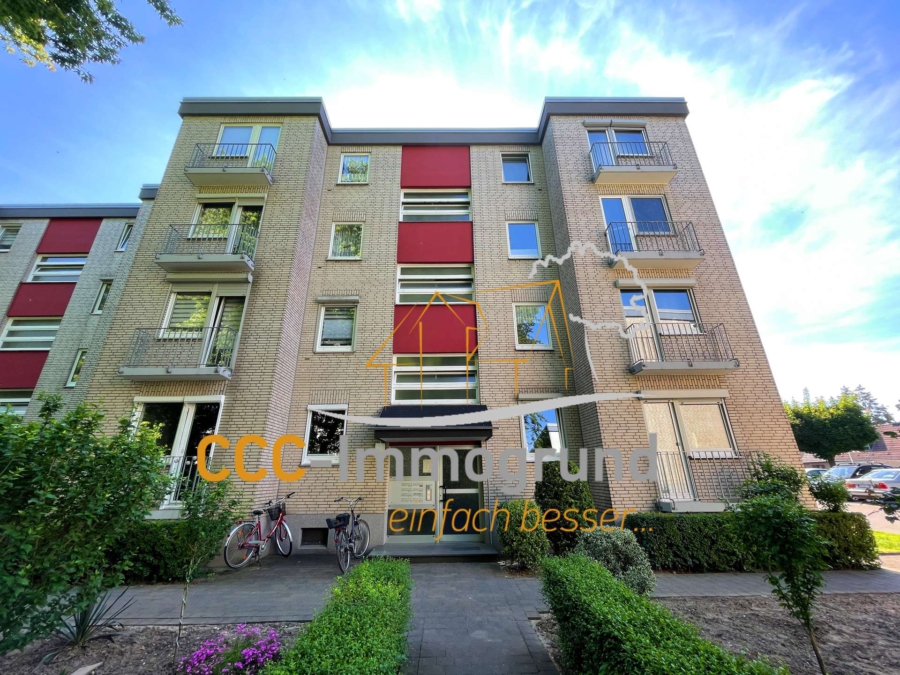 Moderne und gepflegte Eigentumswohnung in idyllischer Lage Krefelds, 47829 Krefeld, Dachgeschosswohnung