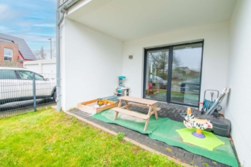 Terrasse - Seltene Gelegenheit: Neuwertige und energieeffiziente 2-Zimmer-Erdgeschosswohnung mit Garten