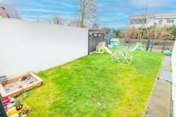Garten - Seltene Gelegenheit: Neuwertige und energieeffiziente 2-Zimmer-Erdgeschosswohnung mit Garten