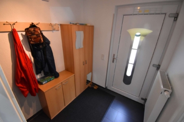 2 - Stilvoll Wohnen: Neuwertiges, modernes Reihenendhaus in beliebter Lage auf Niederberg