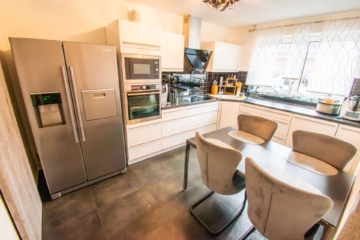 Küche - Energieklasse A: Neuwertige Doppelhaushälfte mit traumhafter Ausstattung in ruhiger Spielstraße