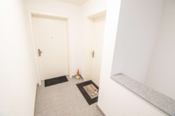 Wohnungseingang - Exklusiv Wohnen:Neuwertiges Penthouse in attraktiver Stadtnähe – barrierearm & energieeffizient (A+)