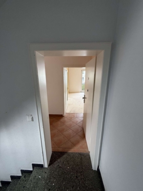 Flur - 3-Zimmer-Wohnung mit Rathausblick