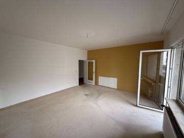 Wohnzimmer - 3-Zimmer-Wohnung mit Rathausblick