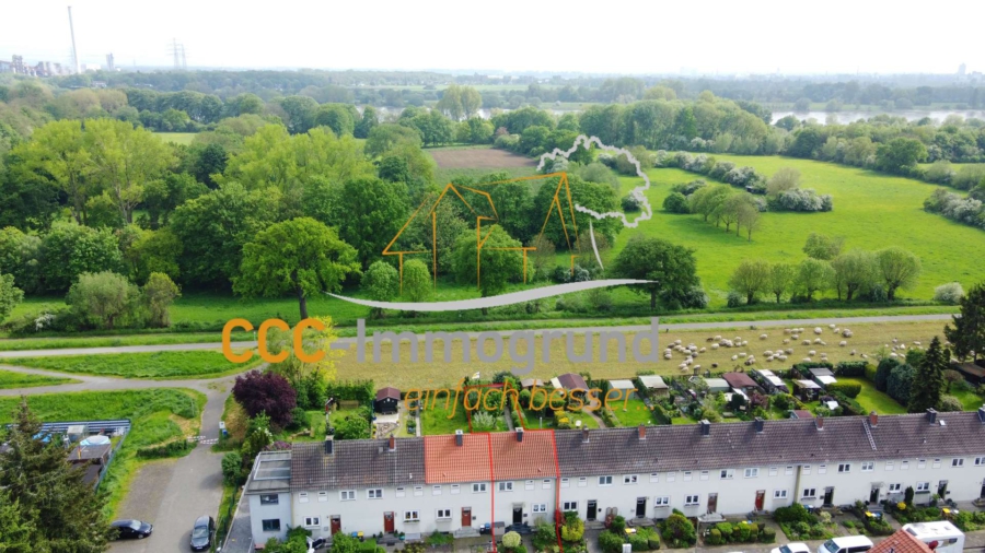 Gemütliches Reihenhaus in traumhafter, grüner Lage unmittelbar am Rhein, 47229 Duisburg, Haus