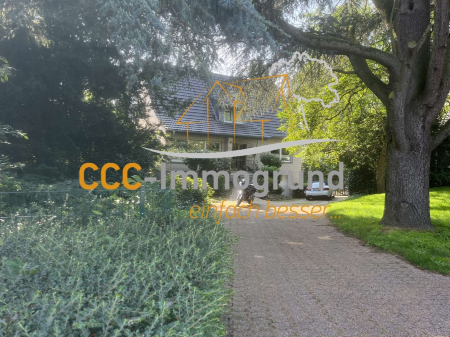 Freistehendes Einfamilienhaus mit großem Grundstück und traumhaftem Ausblick in absoluter Bestlage, 47506 Neukirchen-Vluyn, Einfamilienhaus