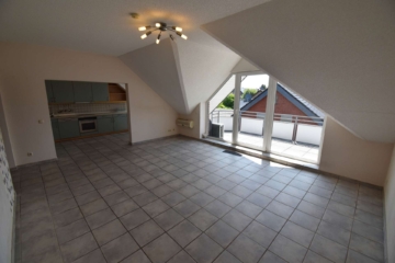 Wohnzimmer - Moderne Eigentumswohnung in gepflegtem Gebäude und in attraktiver Lage am Erholungsgebiet Schwafheim