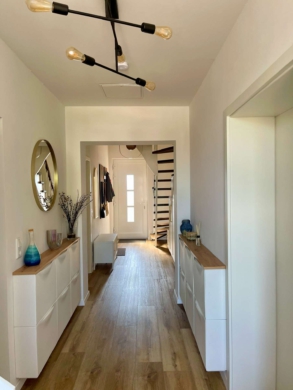 3 - Topmoderne Maisonettewohnung im Herzen von Vluyn – mit Dachterrasse und Stellplatz