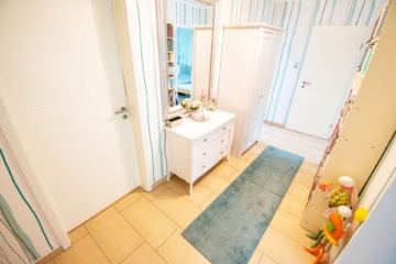 Diele - Helle 3-Zimmer-Wohnung in Moers Eick-Ost – mit hohem Wohnkomfort