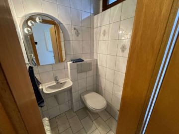 5 - Hier werden Wohnträume wahr: Familiengerechtes Reihenhaus mit viel Potenzial in Bestlage Neukirchens