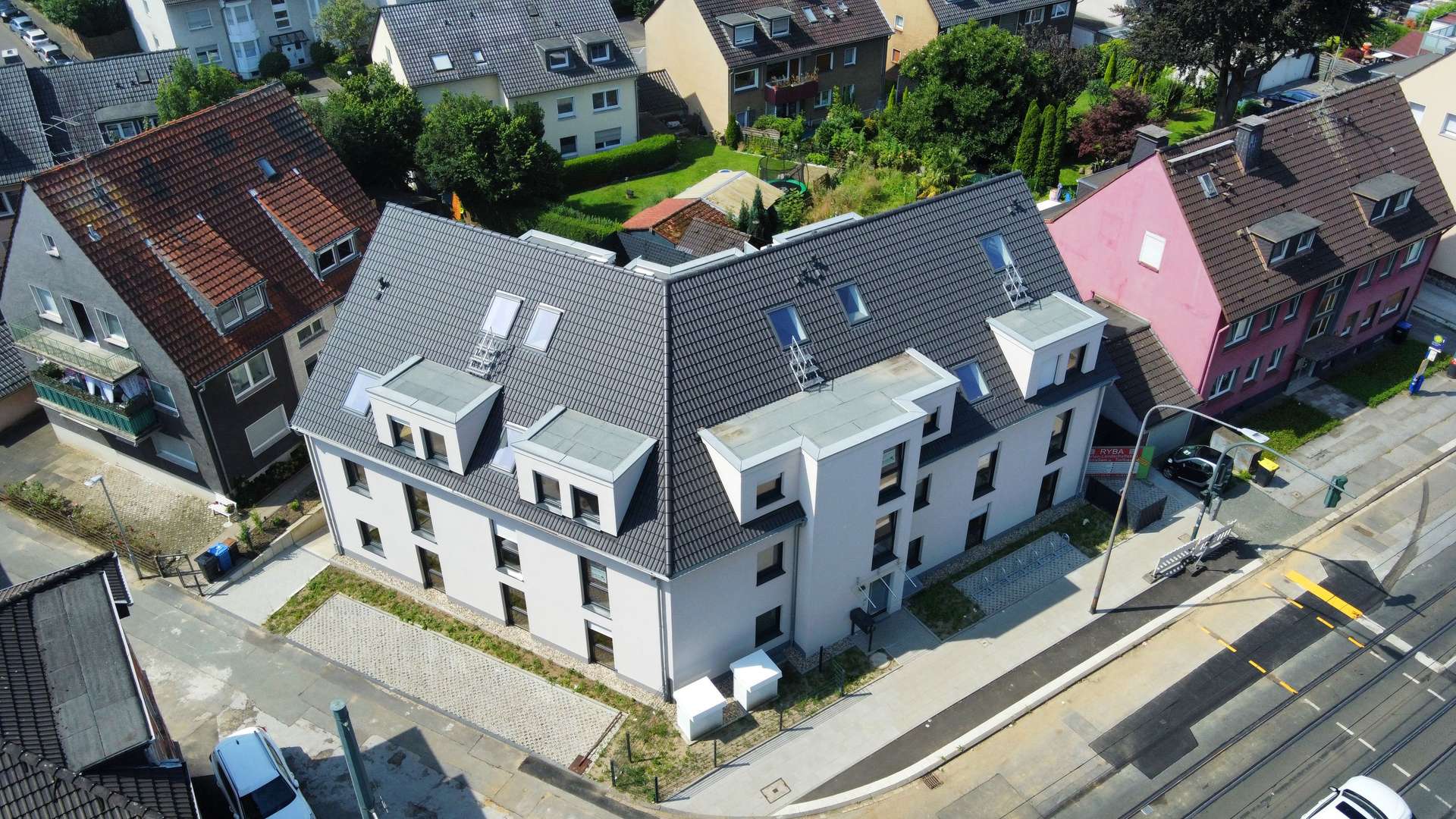 01 Drohne (1) - Barrierefreie Neubauwohnung in ruhiger Lage am Essener Schlosspark