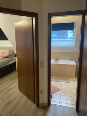 Flur - Sehr gepflegte 2-Zimmer-Wohnung im Ortskern von Vluyn