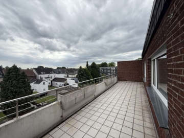 Balkon - Moderne 3-Zimmer Wohnung mit zwei Terrassen