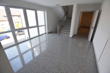 Eingang - Energieklasse A+: Neuwertige, moderne und barrierearme Eigentumswohnung mit Aufzug