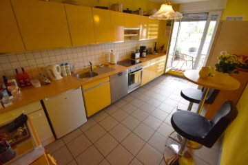 8 - Hochwertig errichtetes Mehrfamilienhaus mit 4 Wohneinheiten inkl. Garagen in absoluter 1A-Lage