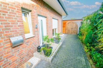 Eingangsbereich - Energieklasse A+: Neuwertiges freistehendes EFH mit herausragendem Grundstück in ruhiger Spielstraße