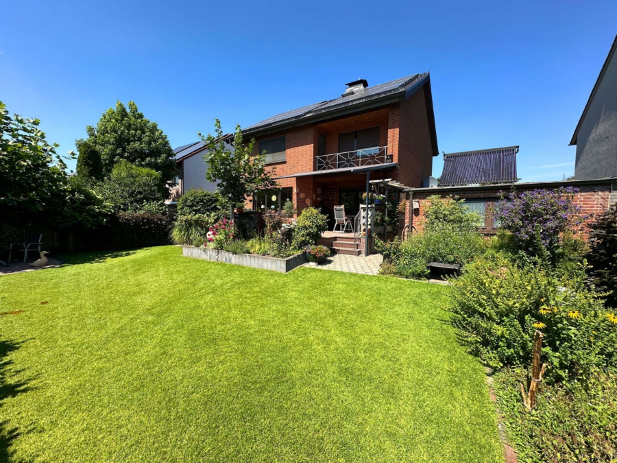 Top modernisiertes & hochwertig ausgestattetes Einfamilienhaus in ruhiger Jungborn Park-Nähe, 47445 Moers, Einfamilienhaus