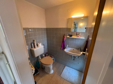 6 - Doppelhaushälfte in Schloßpark-Nähe: Kapitalanlage mit WOHNRECHT und 7.200€ Kaltmiete