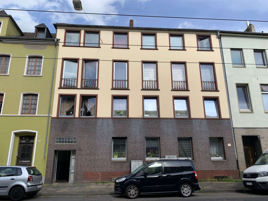 Renovierte 2-Zimmer Wohnung in Krefeld-Stadtmitte, 47799 Krefeld, Dachgeschosswohnung