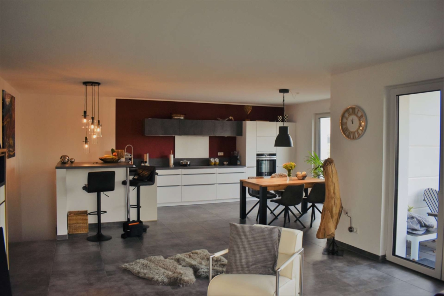 Neuwertige und moderne Maisonette-Wohnung im EG+Souterrain in beliebter Lage von Neukirchen-Vluyn, 47506 Neukirchen-Vluyn, Maisonettewohnung