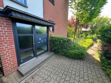 2 - Attraktive Maisonette-Eigentumswohnung in ausgezeichneter, naturnaher Lage
