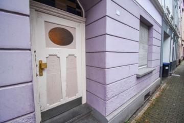 2 - Top-Rendite: Attraktives Wohnhaus mit Ausbaureserve im Dachgeschoss