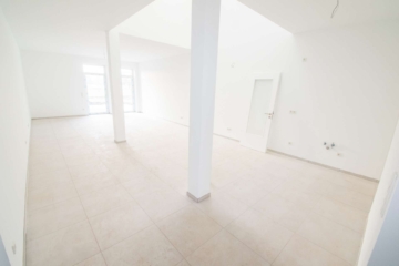 Offene Küche und Essbereich - Besonderer Wohnflair: vollständig sanierte Erdgeschosswohnung mit exklusivem Zugang