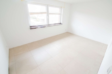 Schlafzimmer - Erstbezug nach Sanierung: Helle 3–Zimmer Wohnung mit moderner Ausstattung