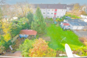 Gemeinschaftsgarten - Helle DG-Wohnung mit attraktivem Schnitt, Gemeinschaftsgarten & Stellplatz am beliebten Mattlerbusch