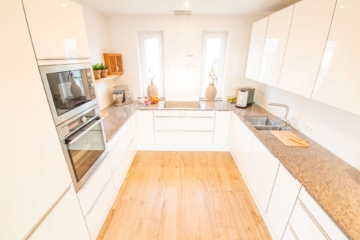 Küche - Einzigartige Chance: Luxuriös ausgestattete, absolut neuwertige Maisonette-Wohnung in Bestlage