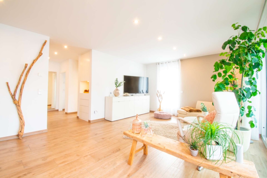 Einzigartige Chance: Luxuriös ausgestattete, absolut neuwertige Maisonette-Wohnung in Bestlage, 47506 Neukirchen-Vluyn, Maisonettewohnung