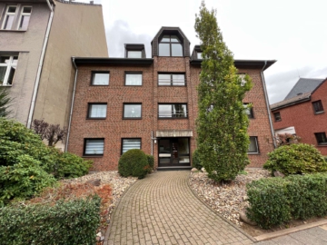 1 - Hochwertige und energieeffiziente Eigentumswohnung in ruhiger Altstadt-Lage