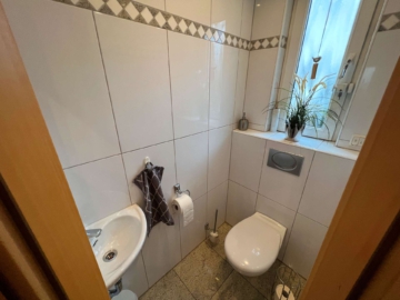 5 - Neuwertige Doppelhaushälfte in ruhiger, gefragter Lage in Alt-Homberg