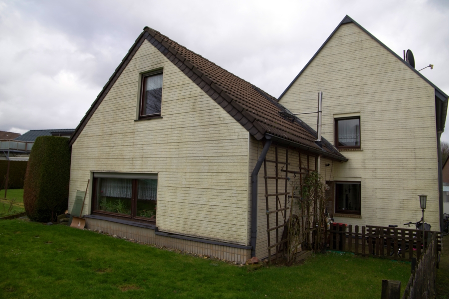 Reihenendhaus inkl. weiterem Reihenmittelhaus mit viel Potenzial in Aachen-Vetschau, 52072 Aachen, Reihenendhaus