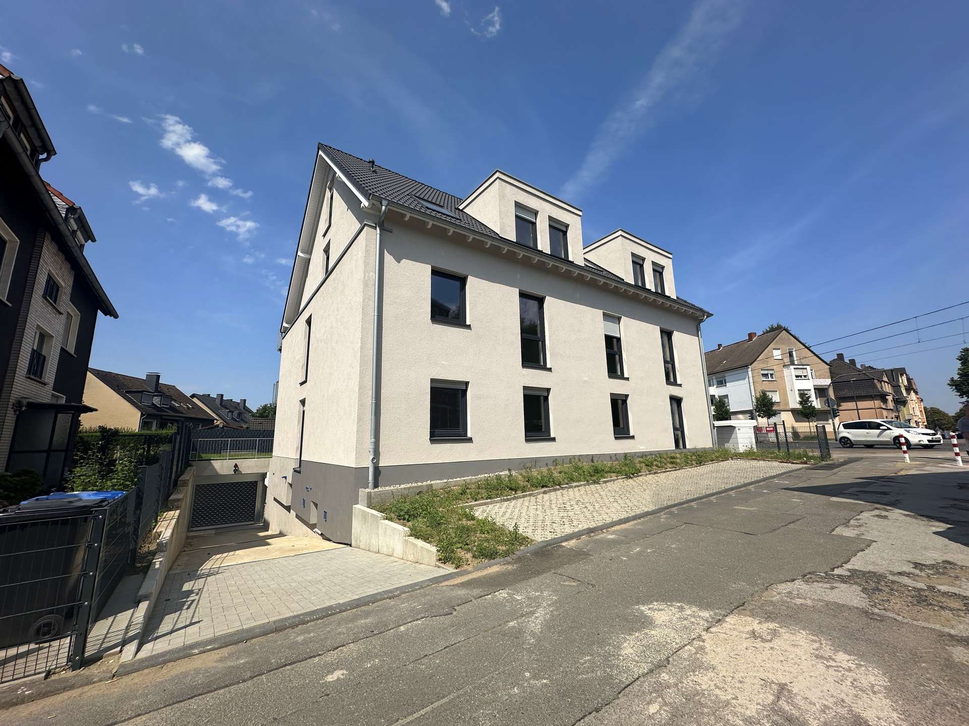 02 Außenansicht (3) - Leben am Essener Schlosspark: Moderne Penthousewohnung mit Galerie